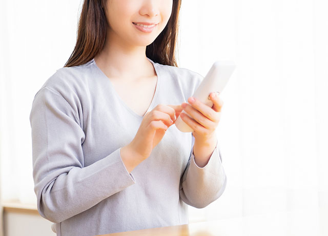携帯 女性